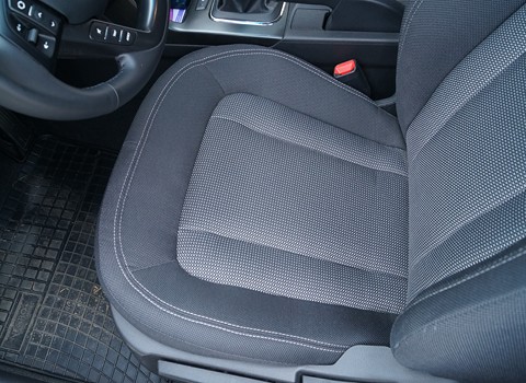 Kia Optima obmiar przody Kia Optima podczas obmiaru