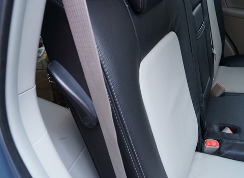 Pokrowce samochodowe Chevrolet Captiva 116,14 Pokrowce samochodowe Chevrolet Captiva 116,14