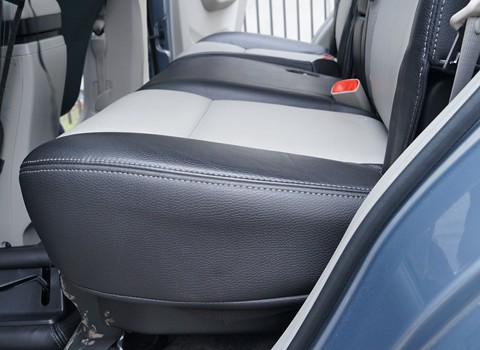 Pokrowce samochodowe Chevrolet Captiva 116,20 Pokrowce samochodowe Chevrolet Captiva 116,20