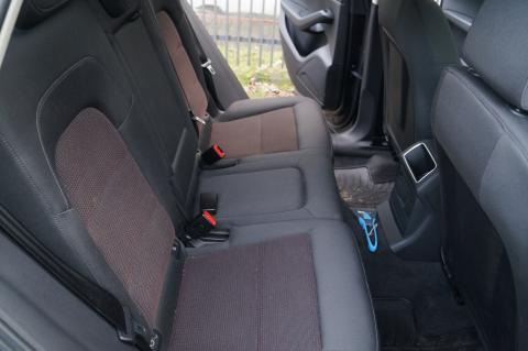 Pokrowce samochodowe Audi Q5 118,5 Pokrowce samochodowe Audi Q5 118,5