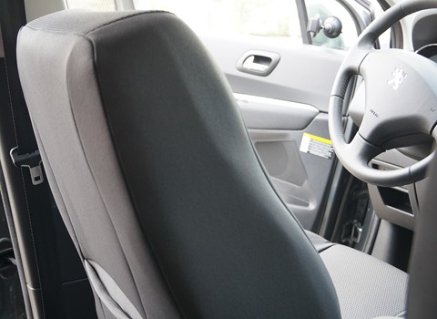Pokrowce wyprofilowane Peugeot 3008 Peugeot 3008 wyprofilowane pokrowce
