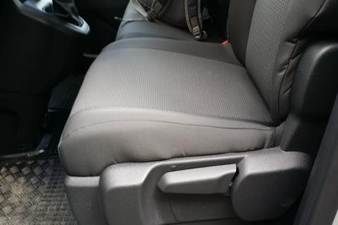 Pokrowce samochodowe Toyoty Proace Verso 262,11 Pokrowce samochodowe Toyoty Proace Verso 262,11