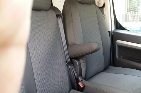 Pokrowce samochodowe Toyoty Proace Verso 262,22 Pokrowce samochodowe Toyoty Proace Verso 262,22