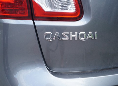 Nissan Qashqai I Czelad ul. Nowopogoska 70